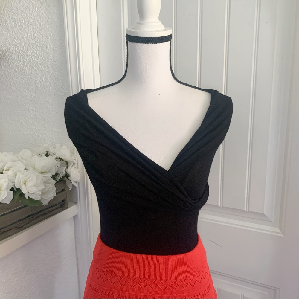 BCBGMaxazria Black Sleeveless Elegant Blouse